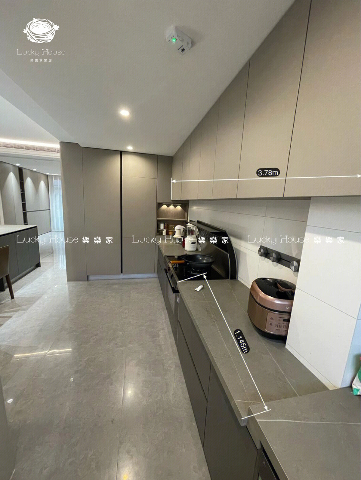 小戶型顯大真相：開放式單位布局藏著 “光影作弊術”，全屋訂製這樣設計絕了！